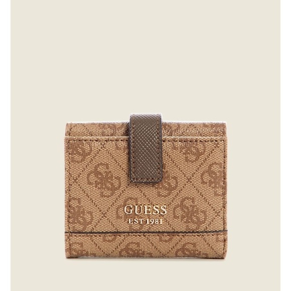 New GUESS Logo Small Trifold Wallet - Picture 1 of 6